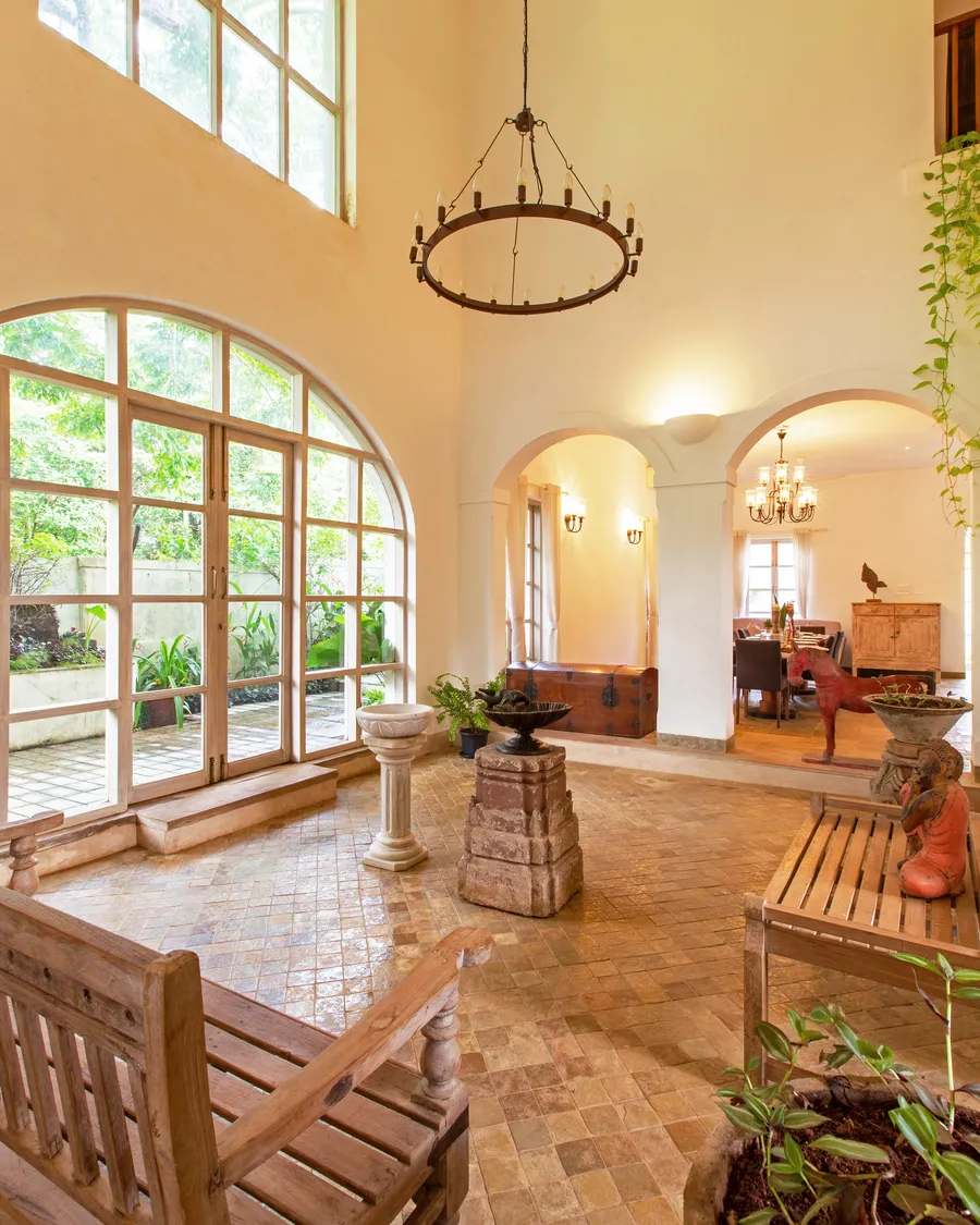 5 Bedroom Villa
